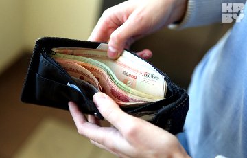 Белстат: Средняя зарплата бюджетников - 5,5 миллиона
