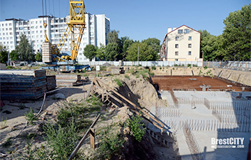 Брестские власти продолжат строить дом на территории бывшего гетто