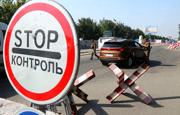 Под Минском на дорогах стоят блокпосты и проверяют авто