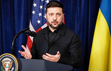 Зеленский: США тоже требуют от Украины отдать весь Донбасс