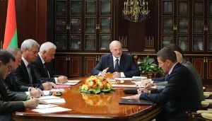 Спецслужбы докладывают Лукашенко мнение народа про чиновников