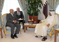 Пресс-служба диктатора не комментирует его щедрые предложения Катару
