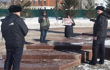 В регионах Московии прошли антивоенные пикеты