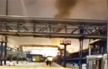 «Земля дрожала»: видео первых минут после удара по порту в Усть-Луге