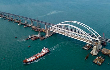 Московия могла затопить шесть судов у Крымского моста