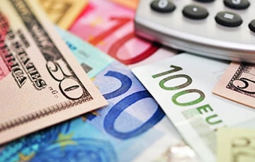 Банки Беларуси вводят валютные изменения