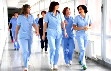 В Минске в разгар эпидемии COVID-19 растет нехватка медсестер и медиков