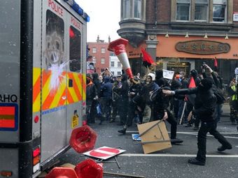 За участие в беспорядках в центре Лондона задержаны 75 человек