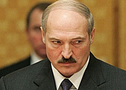 Лукашенко: Не надо тут наводить тень на плетень