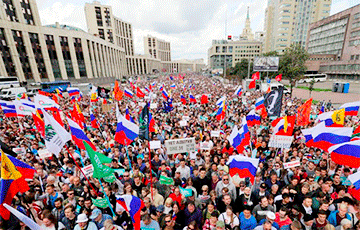 Эксперт по безопасности: Московию ждут революции, восстания и гражданская война