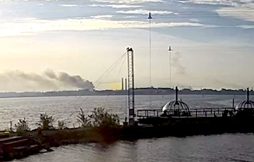 Дроны атаковали Санкт-Петербург и Кронштадт: горят порт и завод