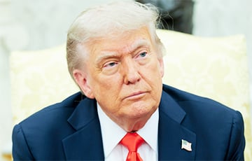PAP: В разговоре с Навроцким Трамп обещал увеличение военного присутствия США