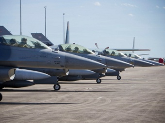 В Таиланде разбился истребитель F-16