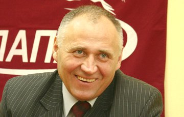 Статкевич переизбран председателем оргкомитета по созданию БСДП (Народная Грамада)