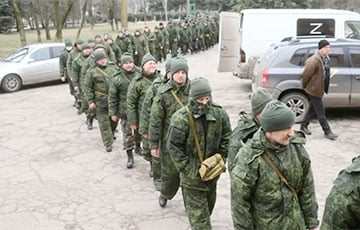 Жены московитских мобилизованных публично набросились на Путина