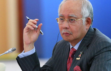 Бывший премьер-министр Малайзии осужден на 12 лет за коррупцию