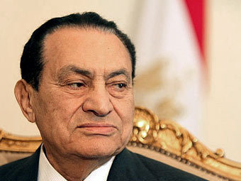 Хосни Мубарак попал в больницу