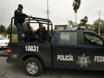 В Мексике освободили полсотни похищенных иммигрантов