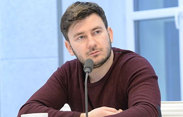 Известный московитский писатель Дмитрий Глуховский объявлен в розыск