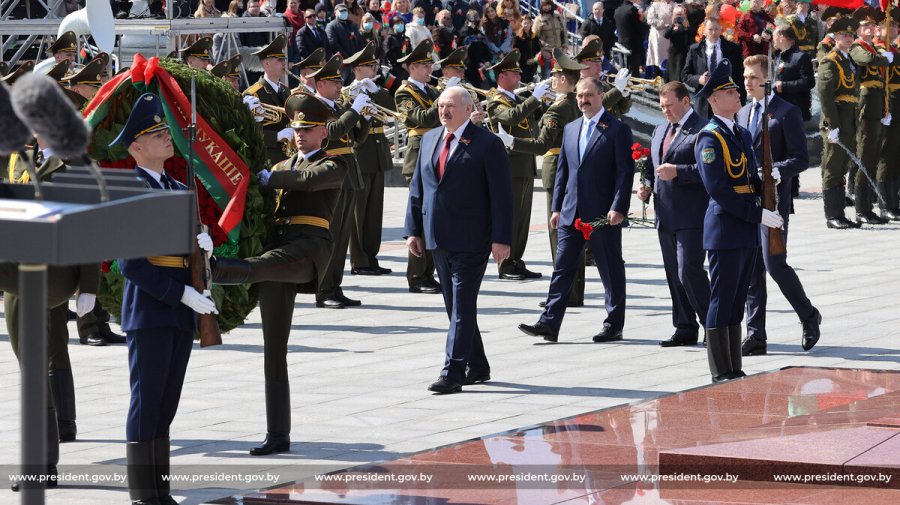 Лукашенко: Последователи оккупантов упрекают нас в милитаризме