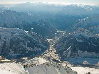 В результате схода лавины в итальянских Альпах погиб россиянин