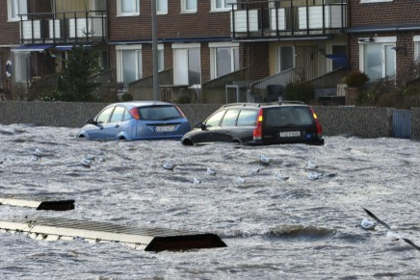 Жертвами шторма в Европе стали десять человек