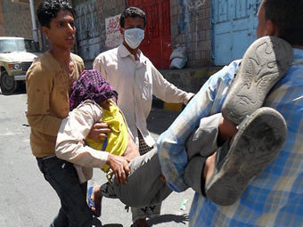 На улицы йеменского города Таиз вышли 100 тысяч протестующих