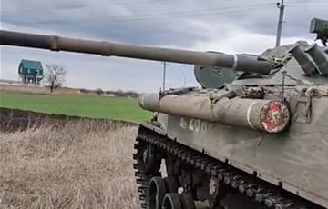 Украинские бойцы подбили вражескую БМП-3 и захватили трофеи