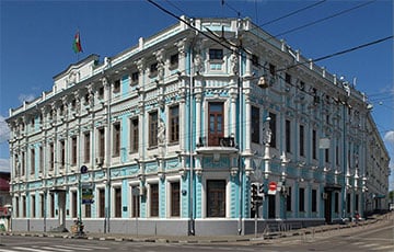 Посольство Беларуси в РФ выясняет, есть ли среди пострадавших в «Крокус Сити Холле» беларусы.