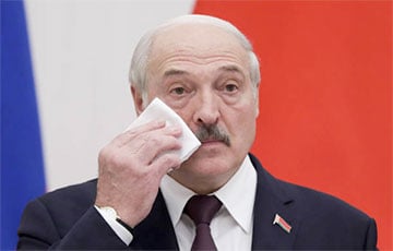 Лукашенко больше не может скрывать свои болезни