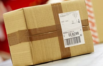 Почтовые службы по всему миру приостанaвливают отправку посылок в США