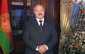 Новогоднее обращение народа к Лукашенко: «Уйдите!»
