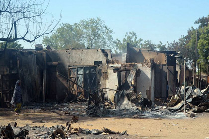 Нигерийские исламисты сожгли школу с учениками
