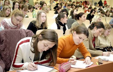Исследование: Автономию белорусских университетов еще больше ограничат