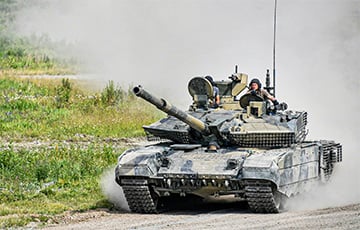 Лучший танк Путина попал в ловушку