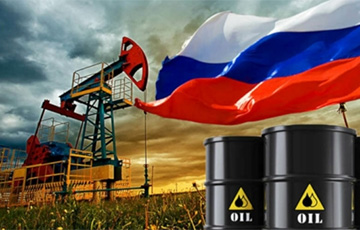 Цена московитской нефти рухнула ниже $60 после удара по «теневому флоту» Путина