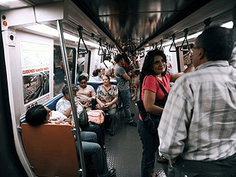 Полиция Венесуэлы арестовала 33 человека за захват поезда метро