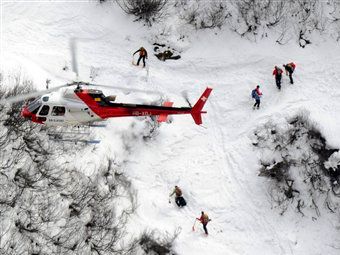 Под лавиной в Швейцарии погибли три человека
