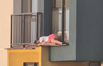 Минчанка заснула на карнизе 24-го этажа