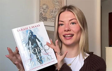Беларуска стала в Испании книжным блогером и написала роман о «Формуле-1»