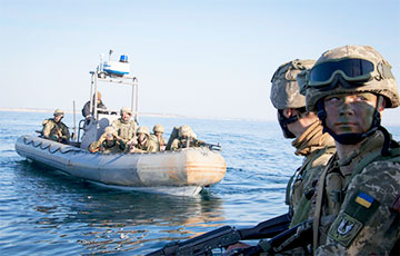 Украина вернула из московитского плена троих морских пехотинцев