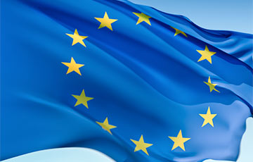 Le Monde: Евросоюз должен приобрести «инстинкт силы»