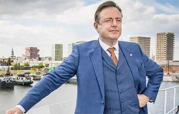 Премьер-министр Бельгии взял на работу кота