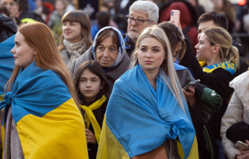 Более половины украинцев считают коррупцию большей угрозой для страны, чем войну