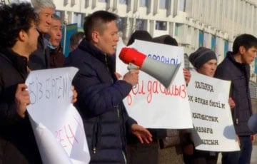 Почему Казахстан массово вышел протестовать на улицы?