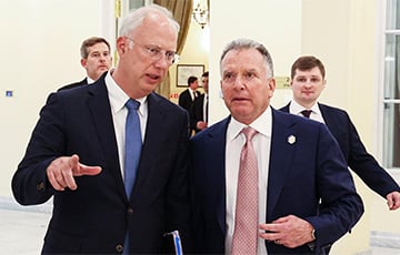 WSJ: Посланник Путина тайно «соблазнял» команду Трампа