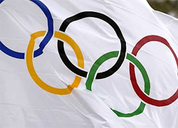 Сборная Украины шла на закрытии Олимпиады с траурными лентами