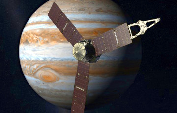 Ученые показали затмение Юпитера спутником Марса