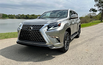 Названы самые надежные кроссоверы Lexus