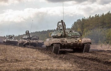 Московия исчерпала более половины запасов бронетехники и артиллерии
